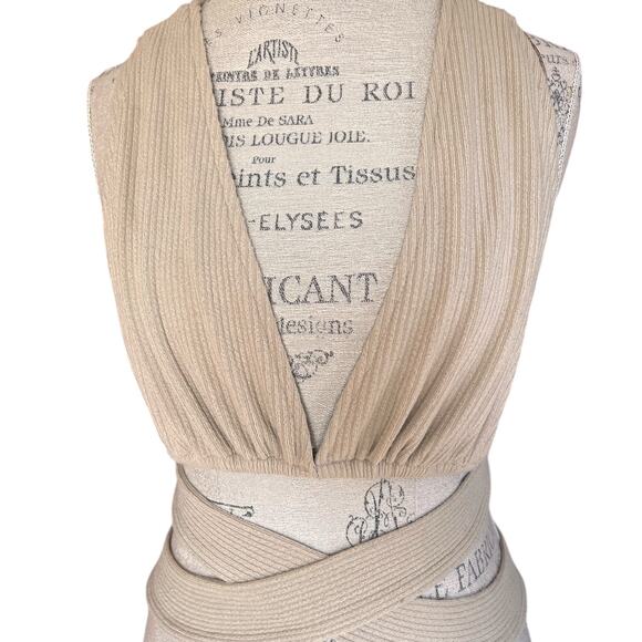 BEIGE BOTANY Tops - Beige Botany adjustable wrap crop top. Many ways to wear, size S/M